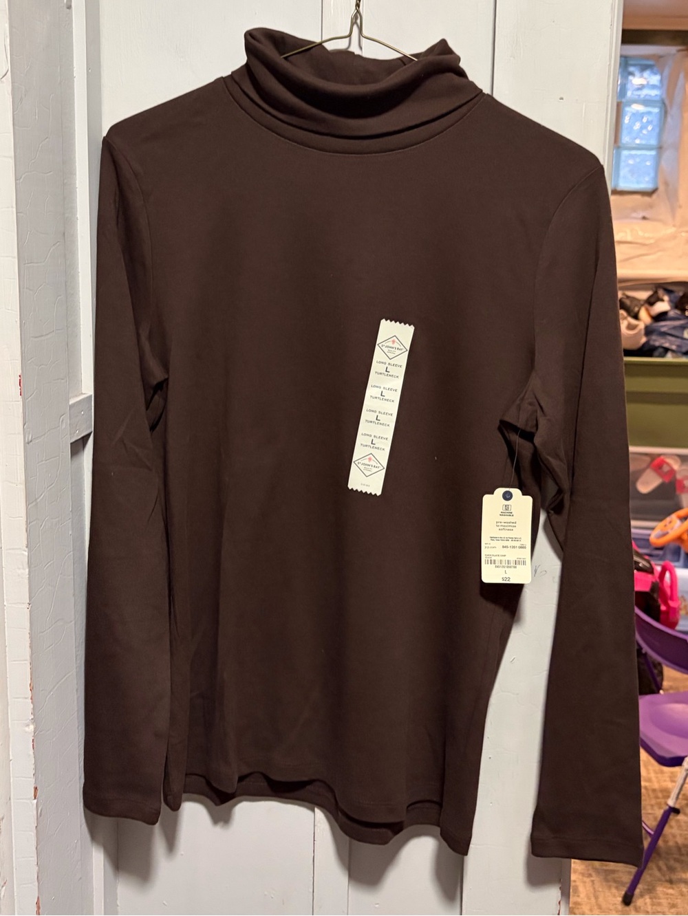 NWT Womens St. John’s bay sweater size L